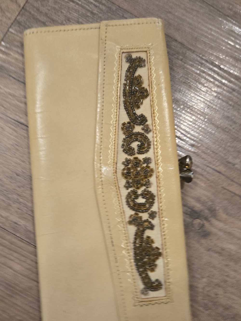 Elegant Yellow Beaded Women's Wallet